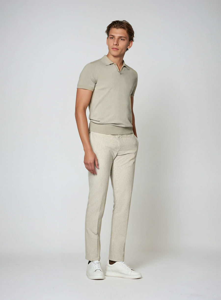 Poloshirt zonder knopen – Taupe