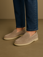 Verfijnde suède loafers – Beige