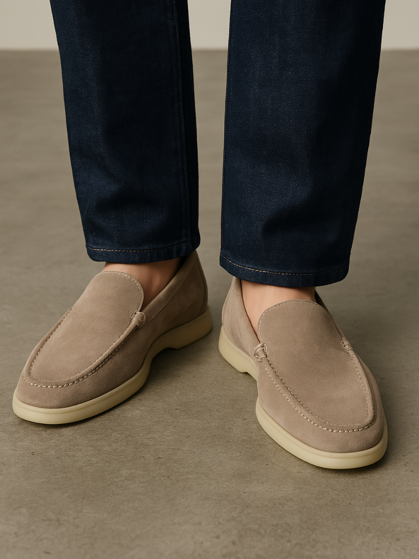 Verfijnde suède loafers – Beige